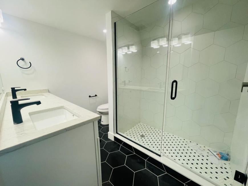 2309 North Campbell Ave. – photo 5