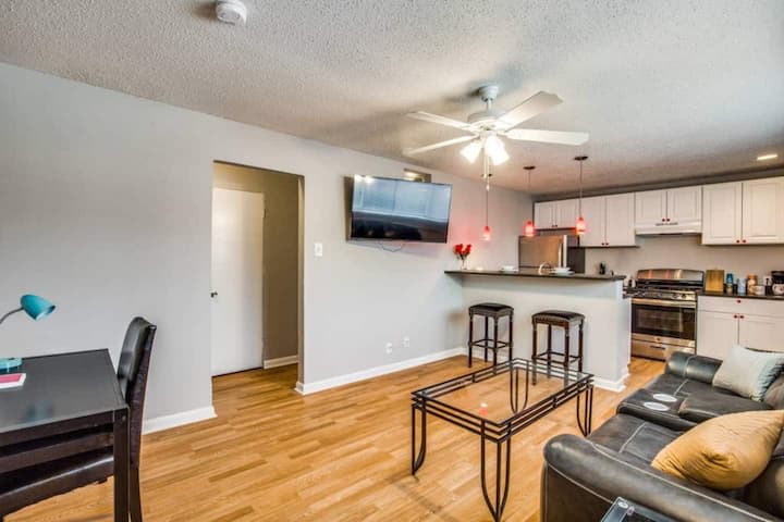 4202 Stanford St – photo 3