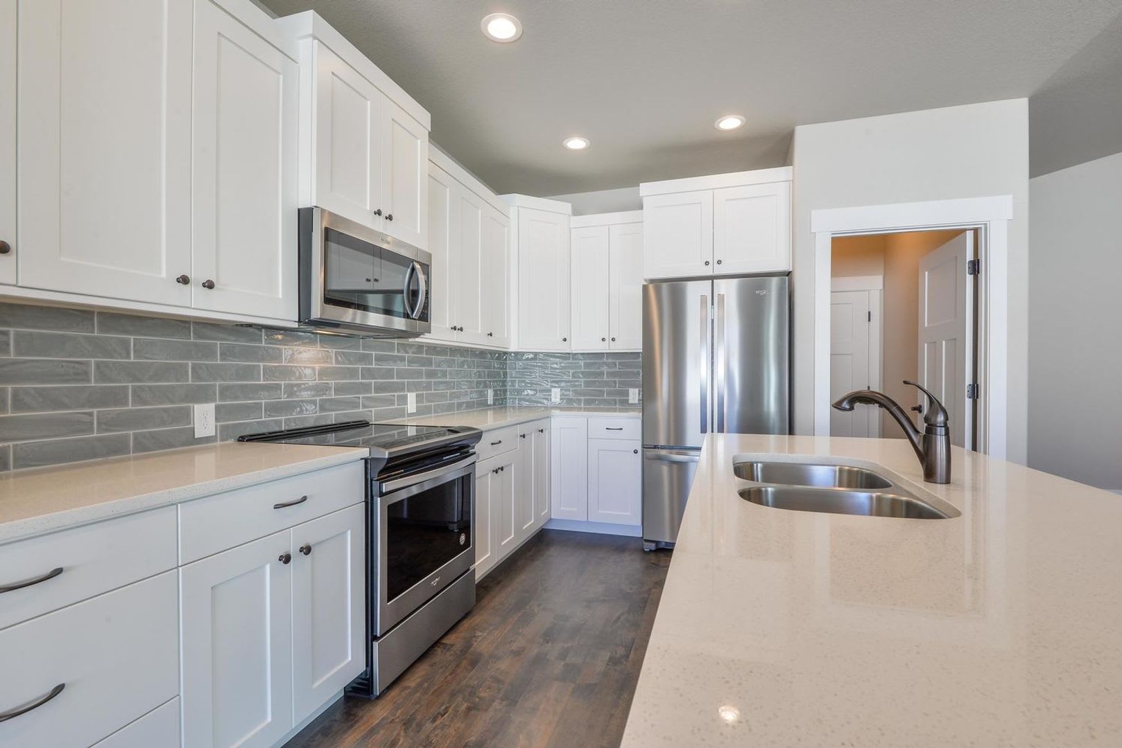 Beautiful 3 Bedroom, 2.5 Bath Ranch in Berthoud! – photo 2