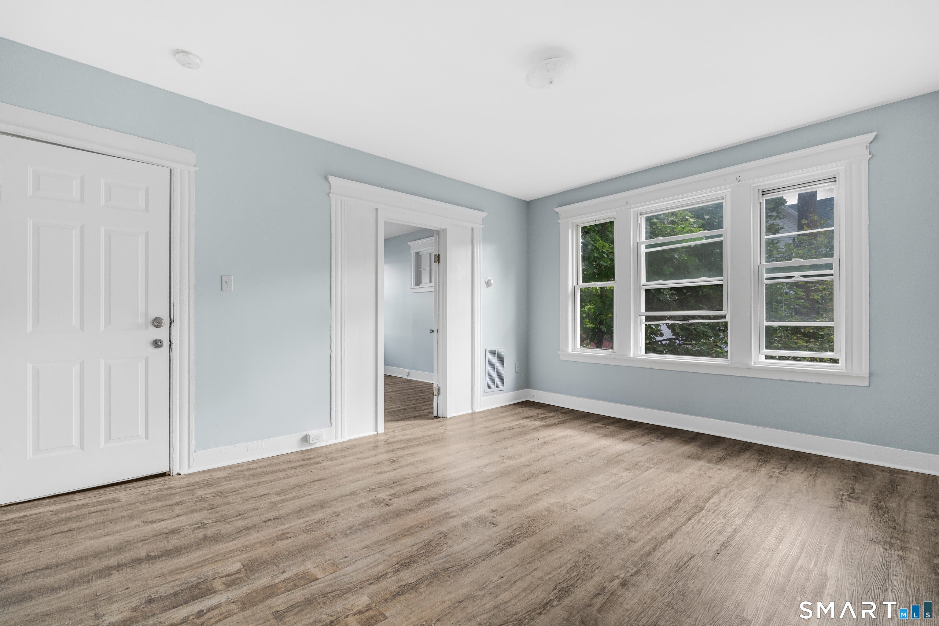 350 Spring Street – photo 3