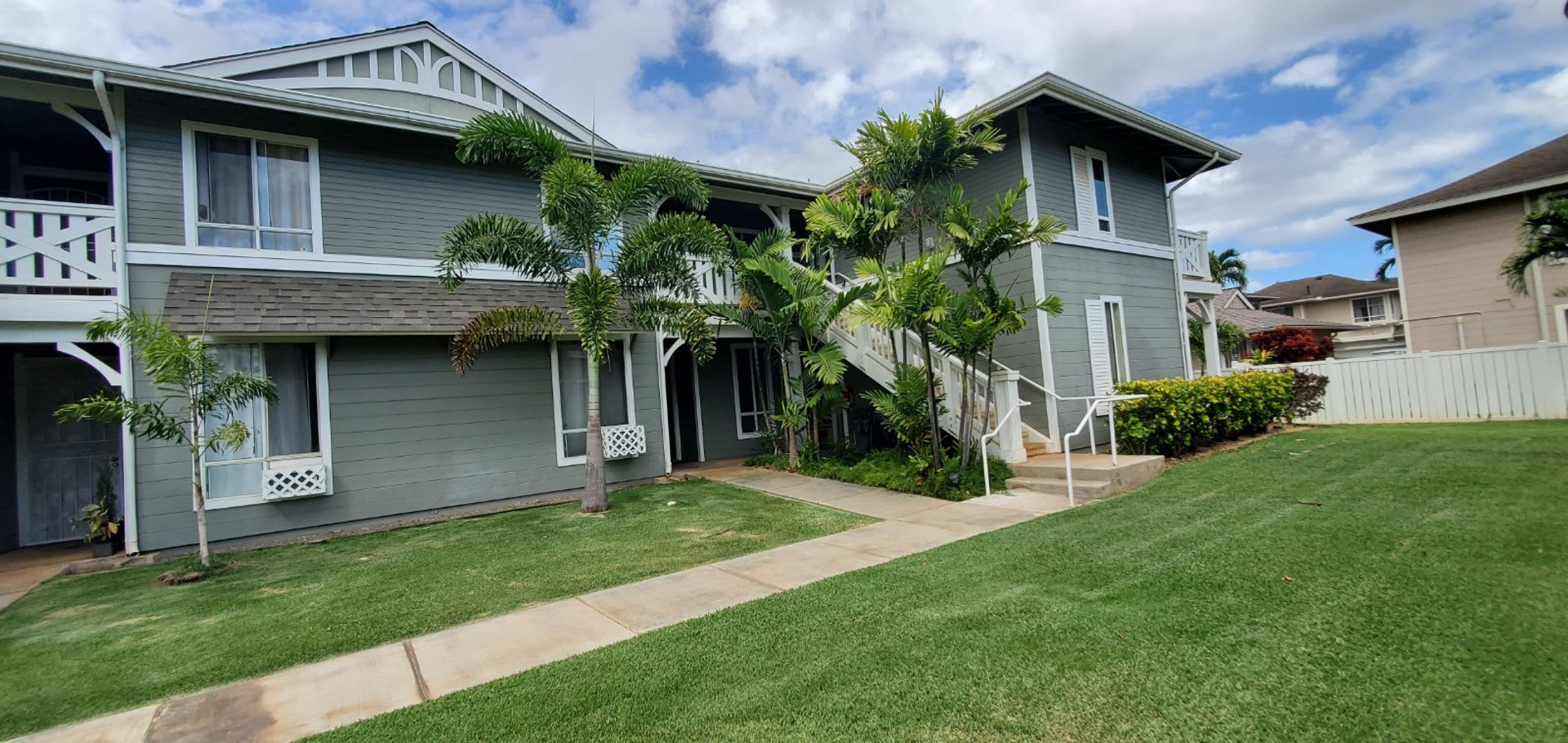 Gorgeous Fully Furnished Kekuilani Villas 2nd floor corner unit – photo 4