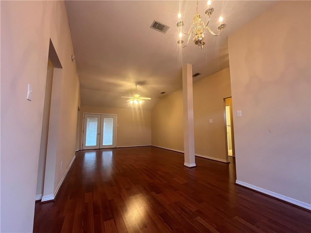 1363 Kilearn Drive – photo 2