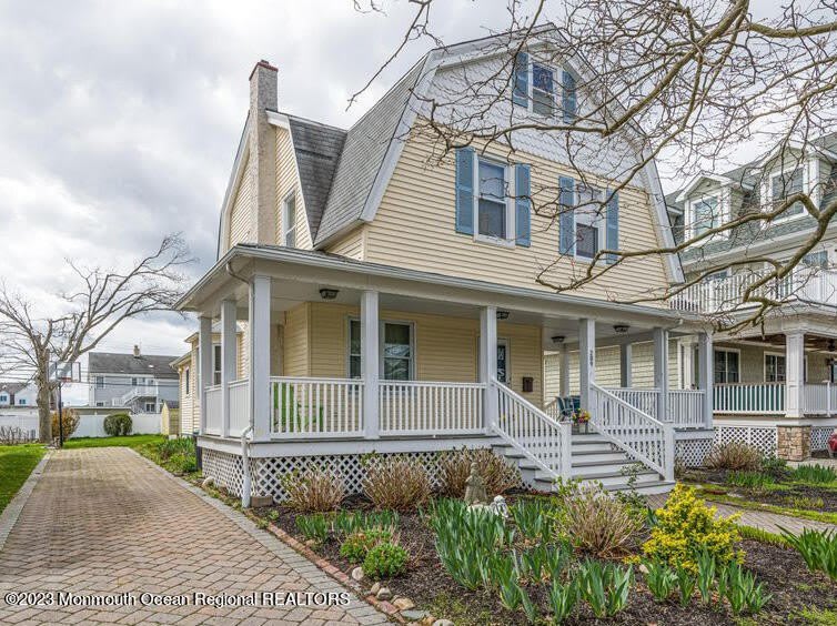 209 4th Avenue – photo 3