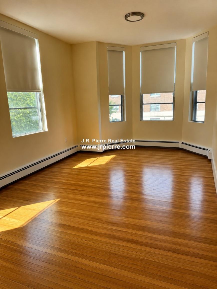 394 Broadway – photo 3