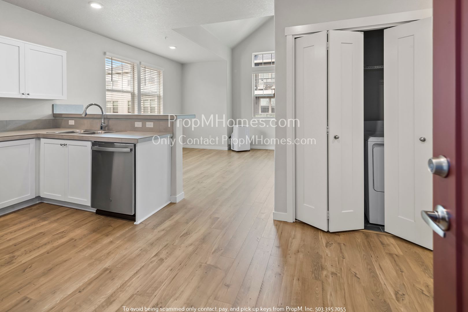 Charming One-Bedroom Condo in the Heart of Bull Mountain – photo 3