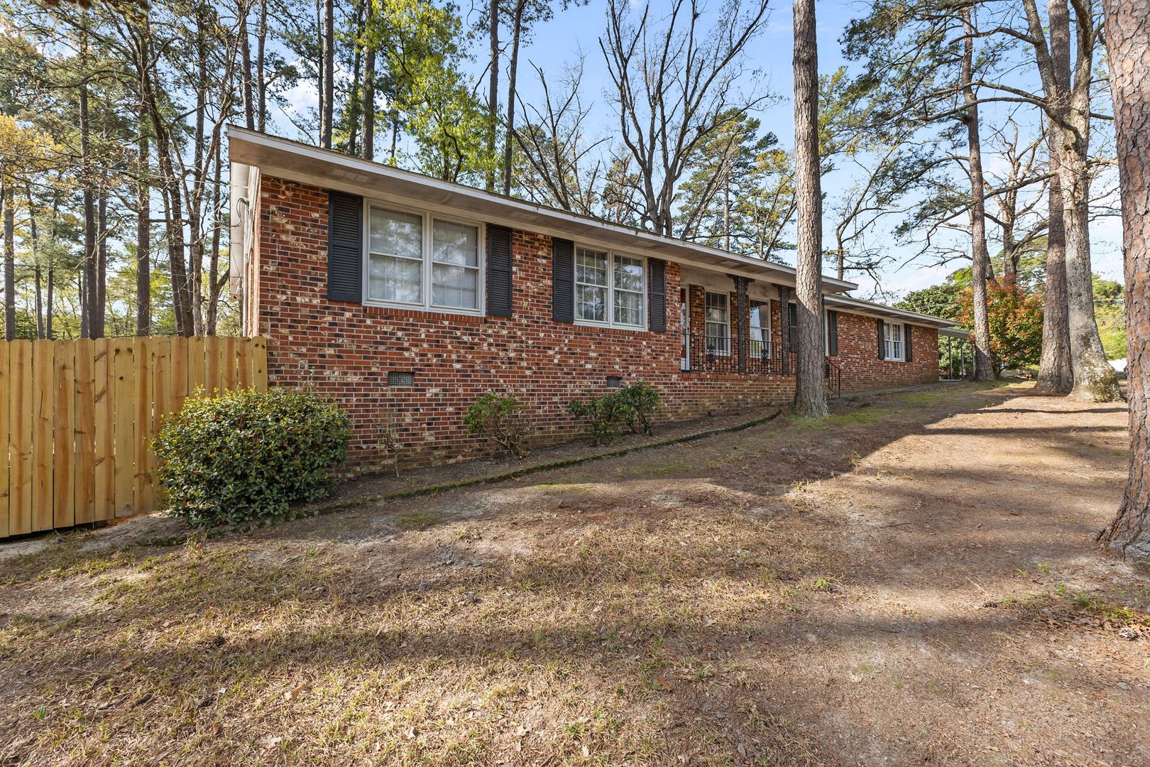 Beautifully Updated 4 Bed 3 Bath Home in Fayetteville – photo 3