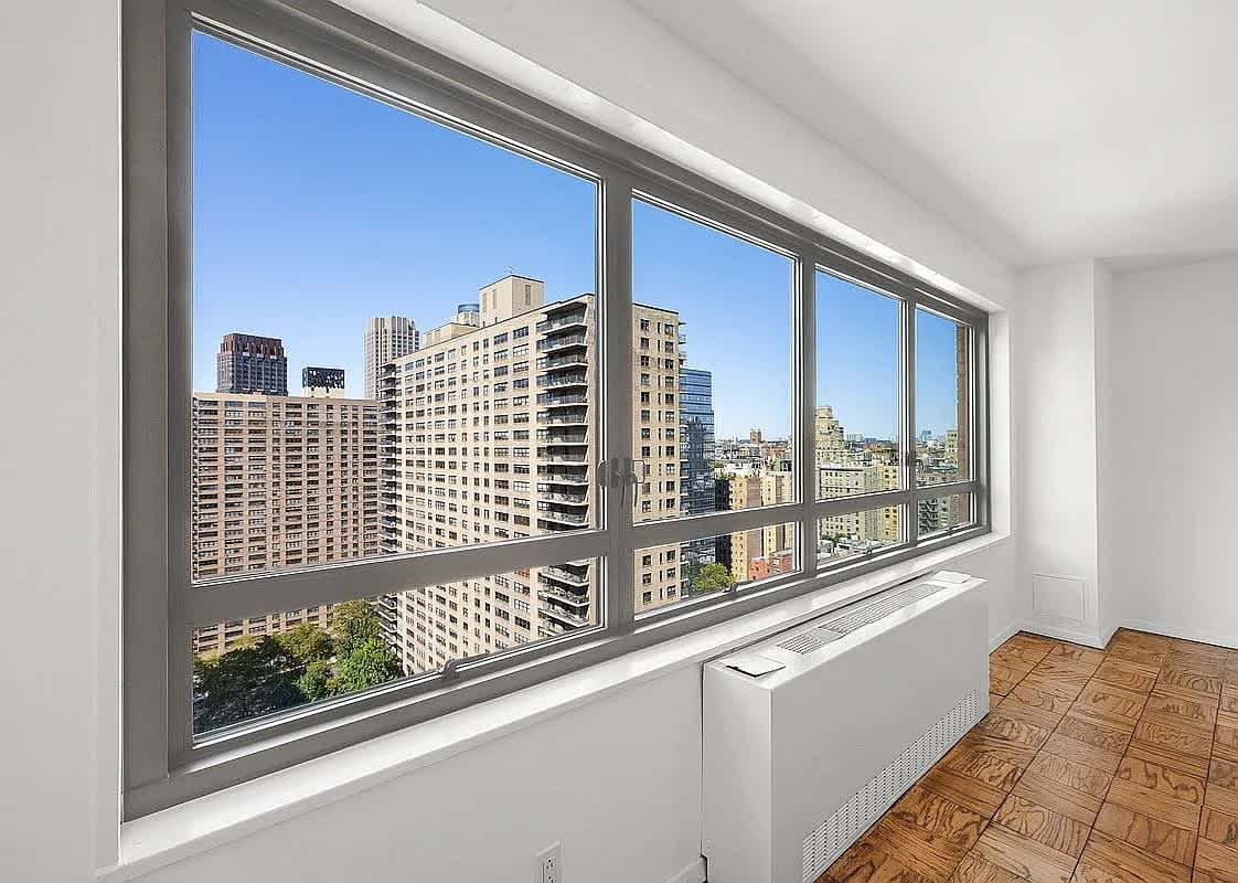 170 W End Ave – photo 2