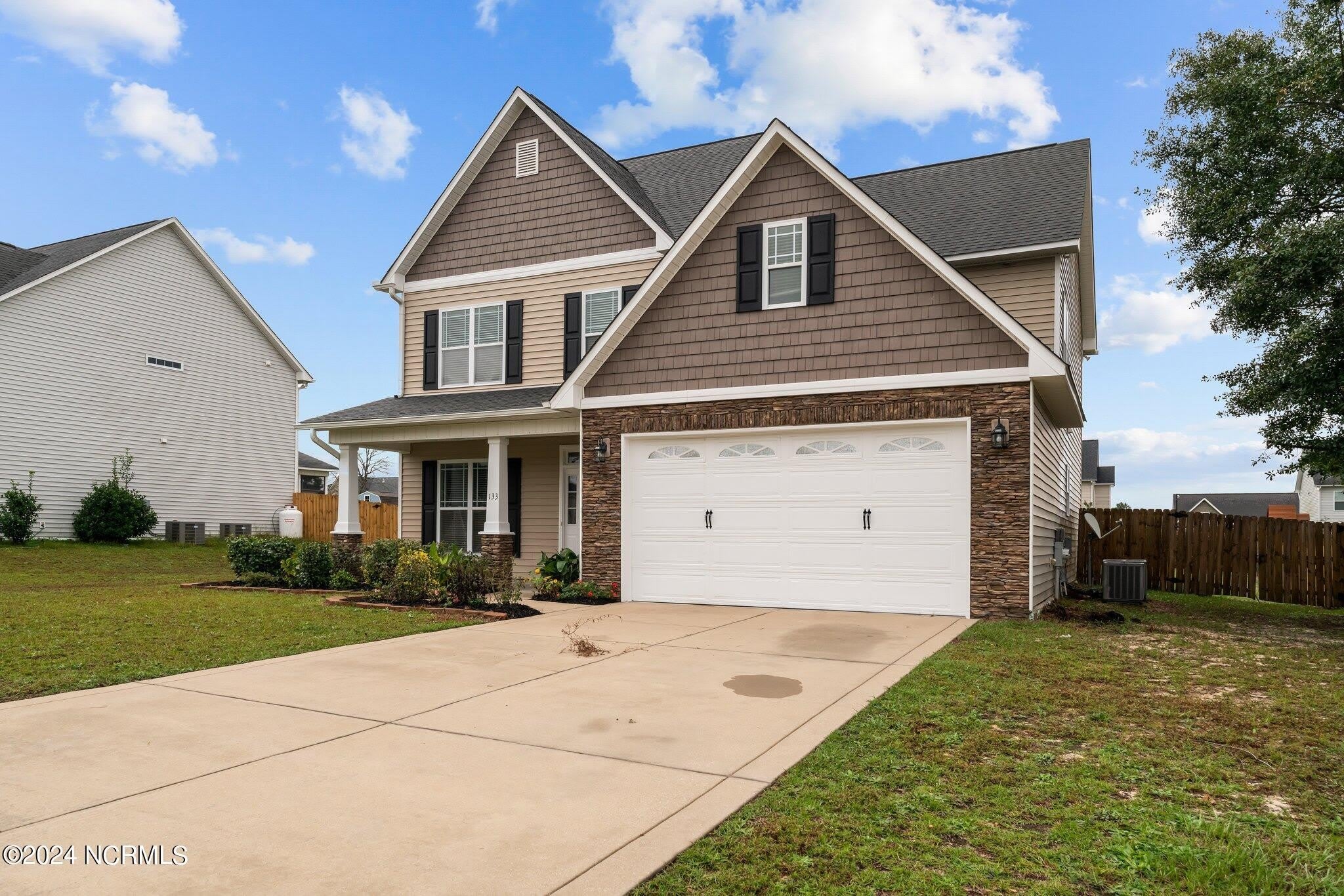 133 Lockwood Drive – photo 3