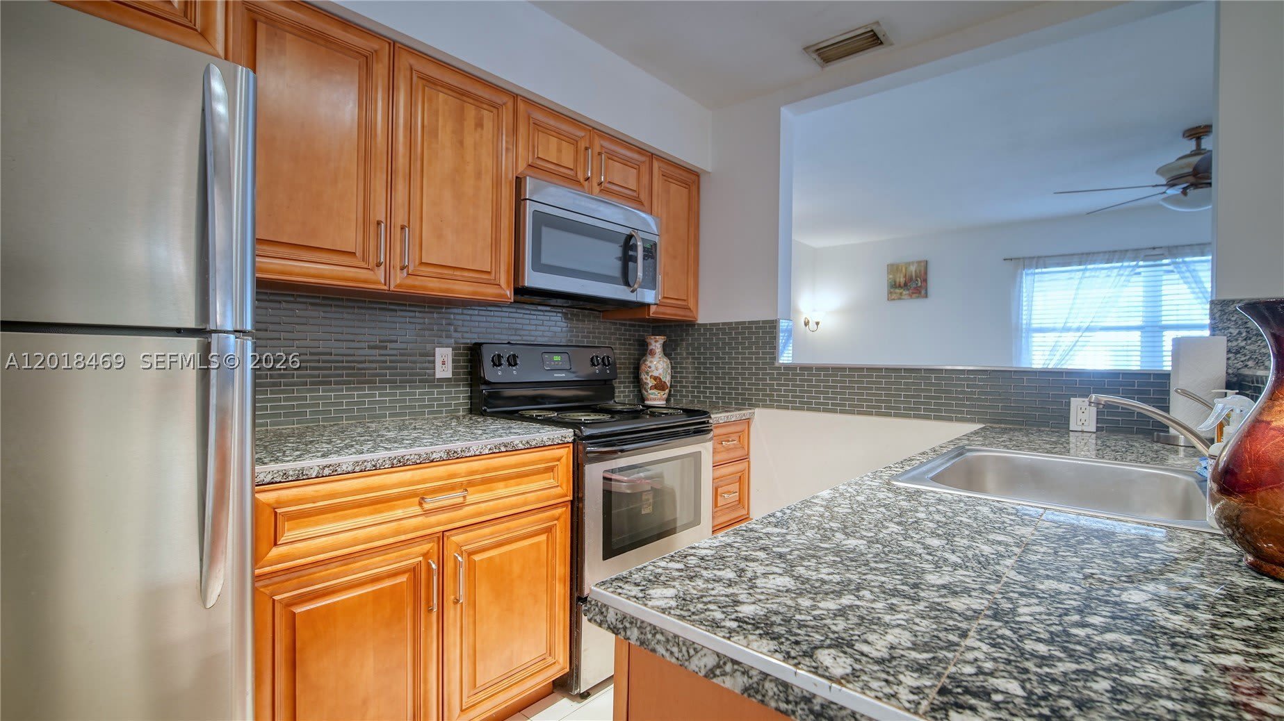 1520 N Andrews Ave – photo 4
