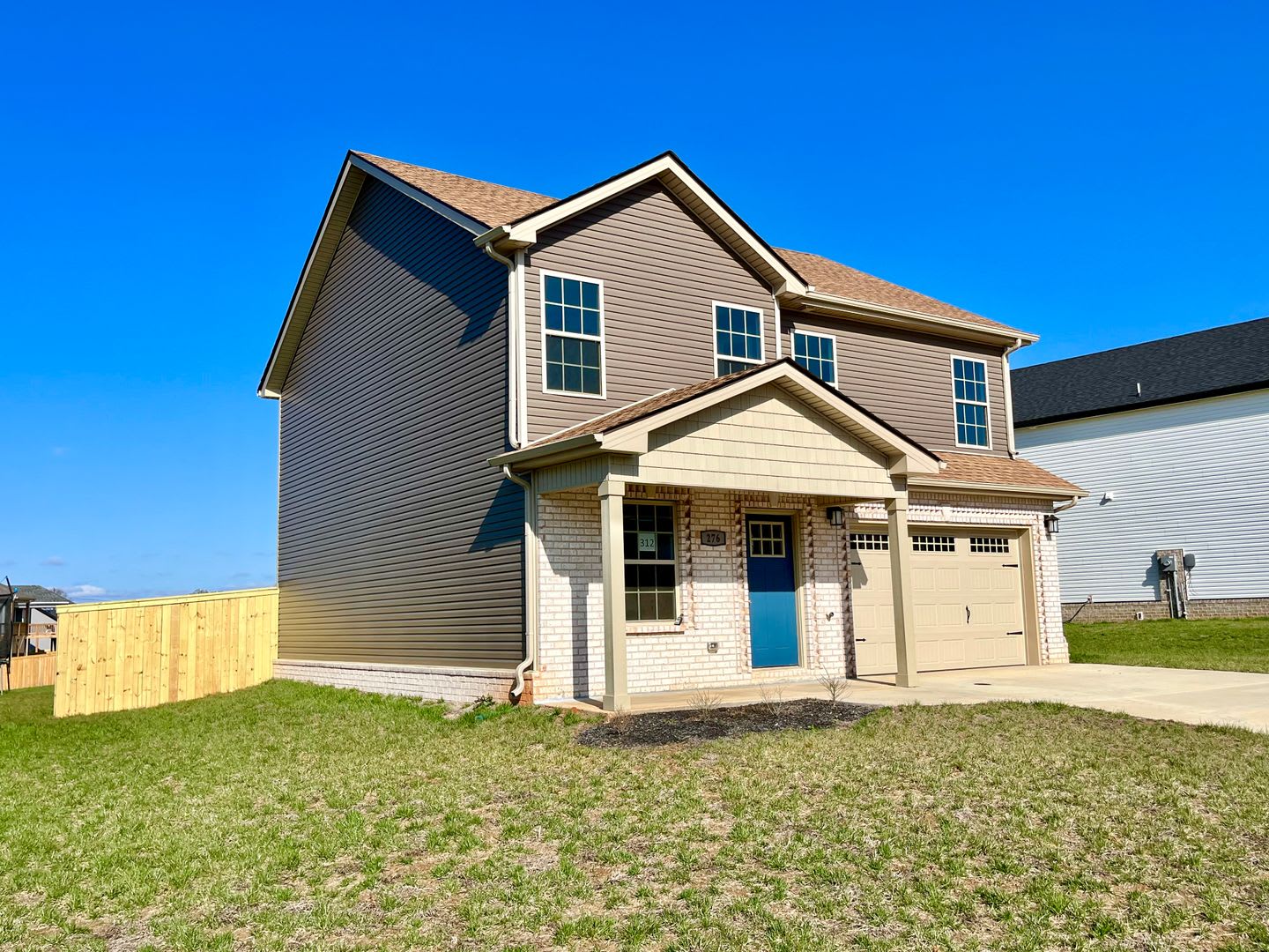 3 Bed 2.5 Bath home for Rent! – photo 2