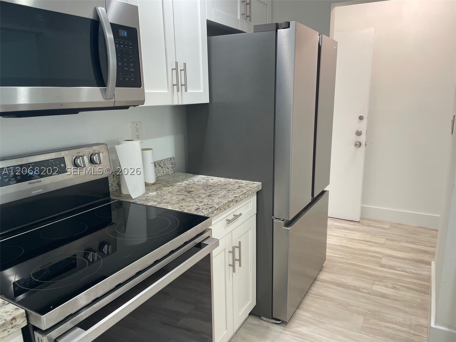 460 W Park Dr – photo 2