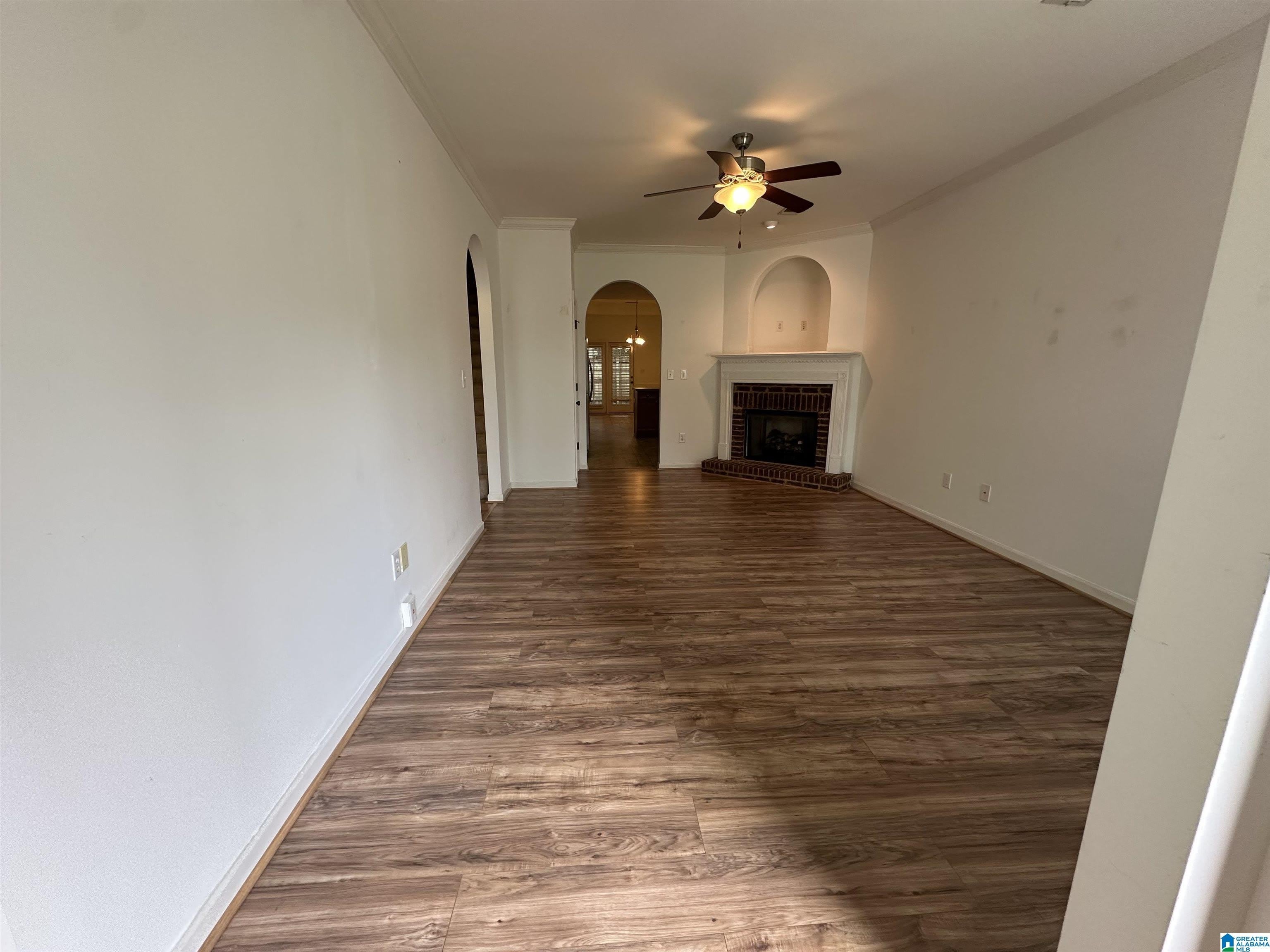 1033 ASHWOOD DRIVE – photo 2