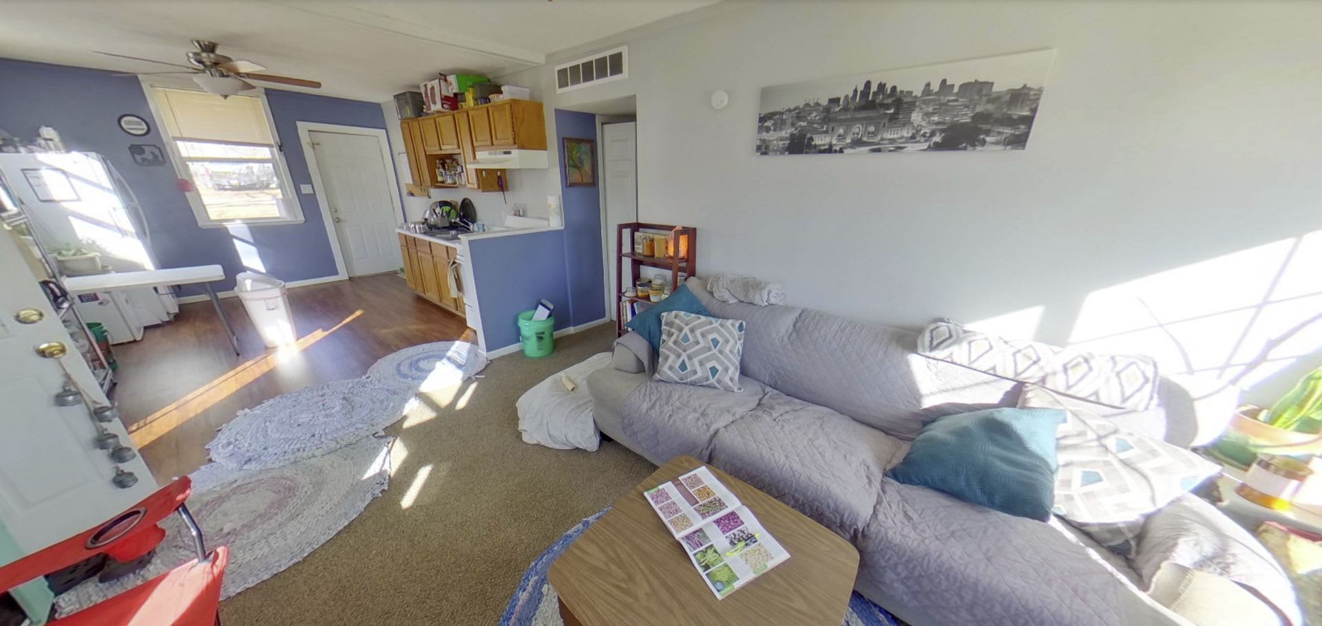 Updated Duplex + Washer &amp; Dryer + Off-Street Parking! Available November 3rd! – photo 5