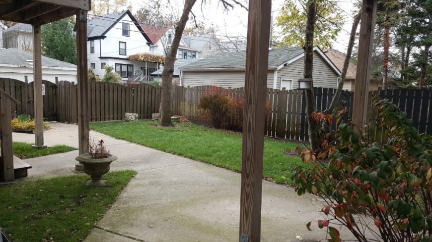 6150 N. Greenview Ave – photo 3