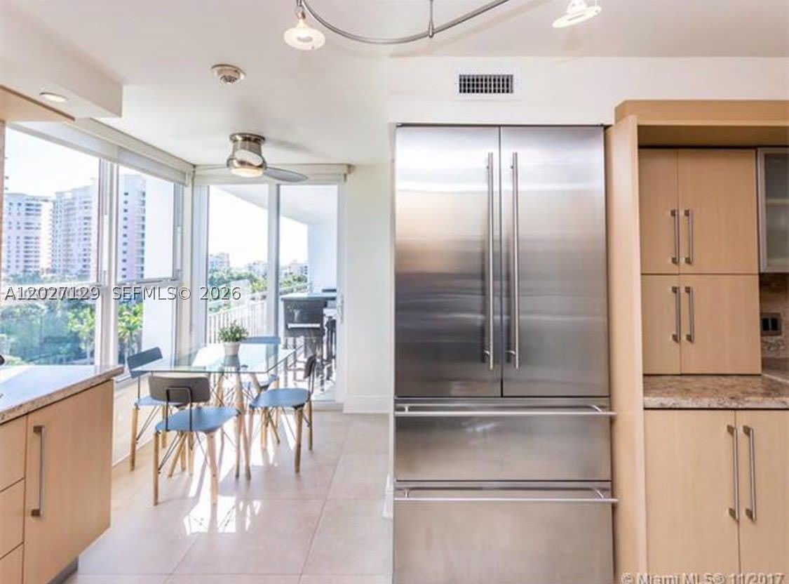 607 Ocean Dr – photo 3
