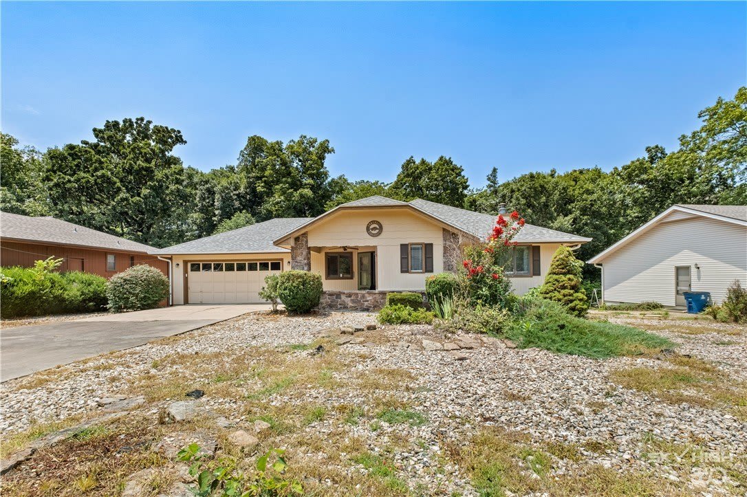 13 Yarmouth Drive – photo 2