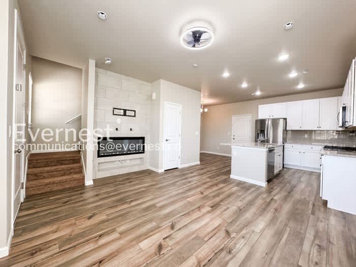 12492 Childers Street – photo 4