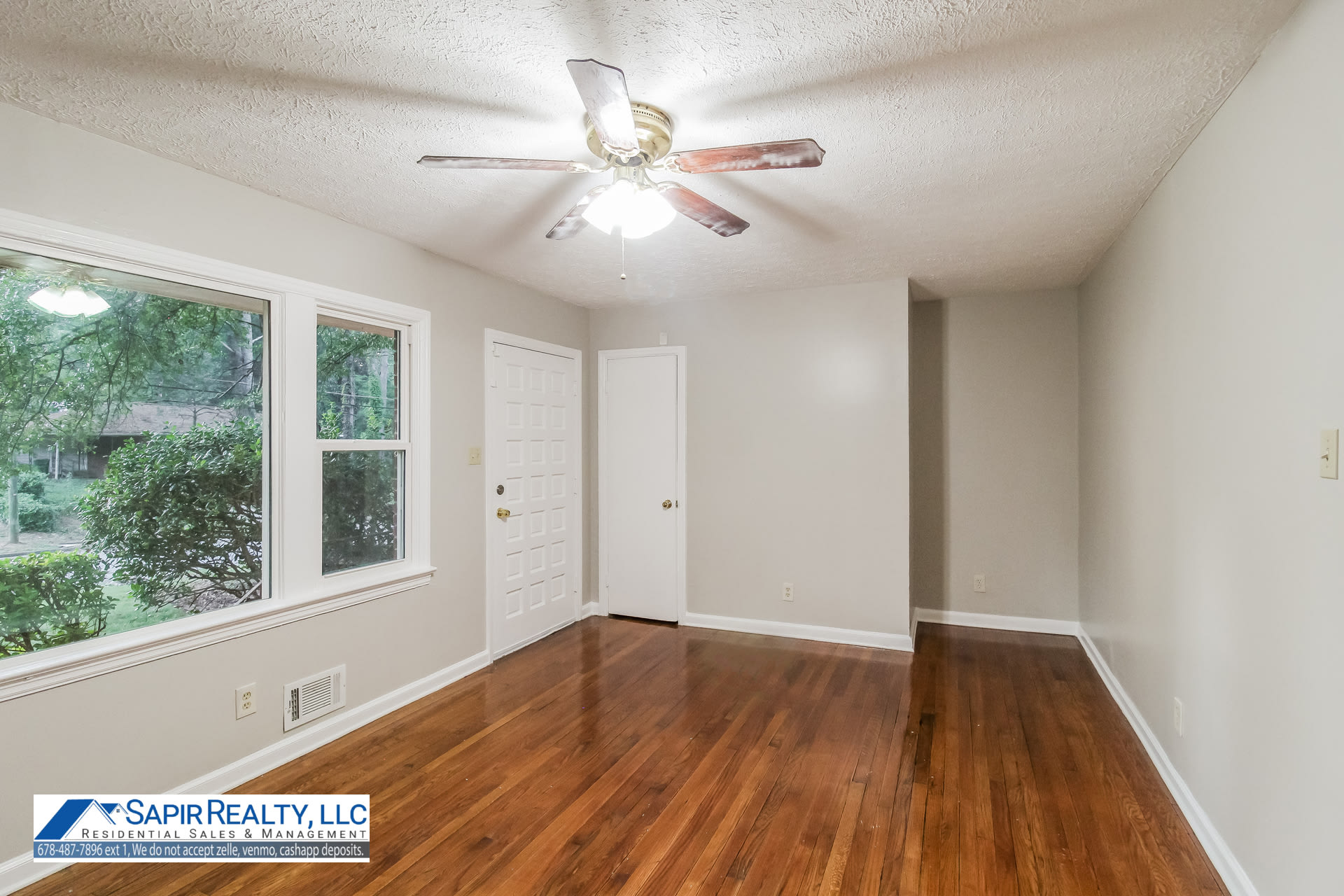 2694 Fairlane Dr SE – photo 3