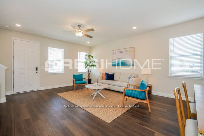 5027 Starwood Place – photo 3