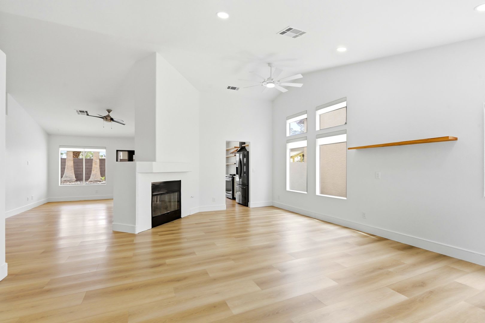 Remodeled Single Story in Guard Gated Community!!! – photo 5