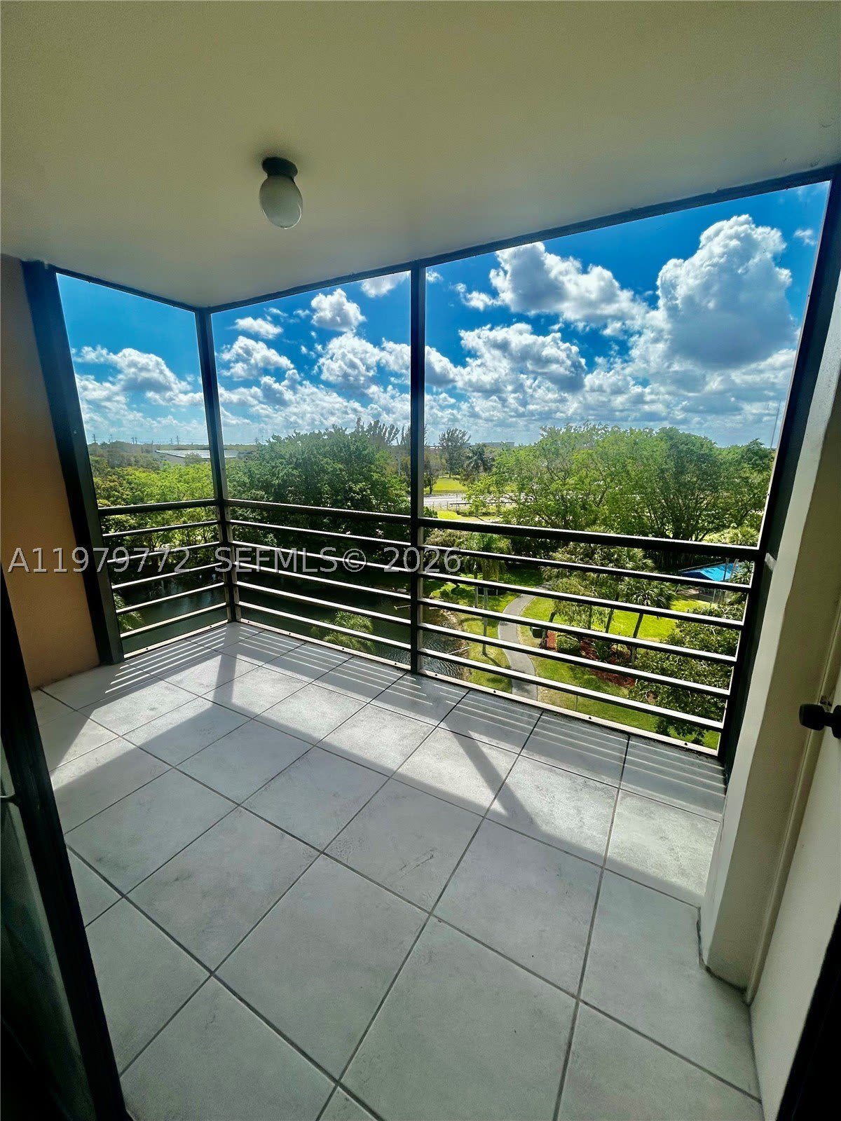 1200 Saint Charles Pl – photo 4