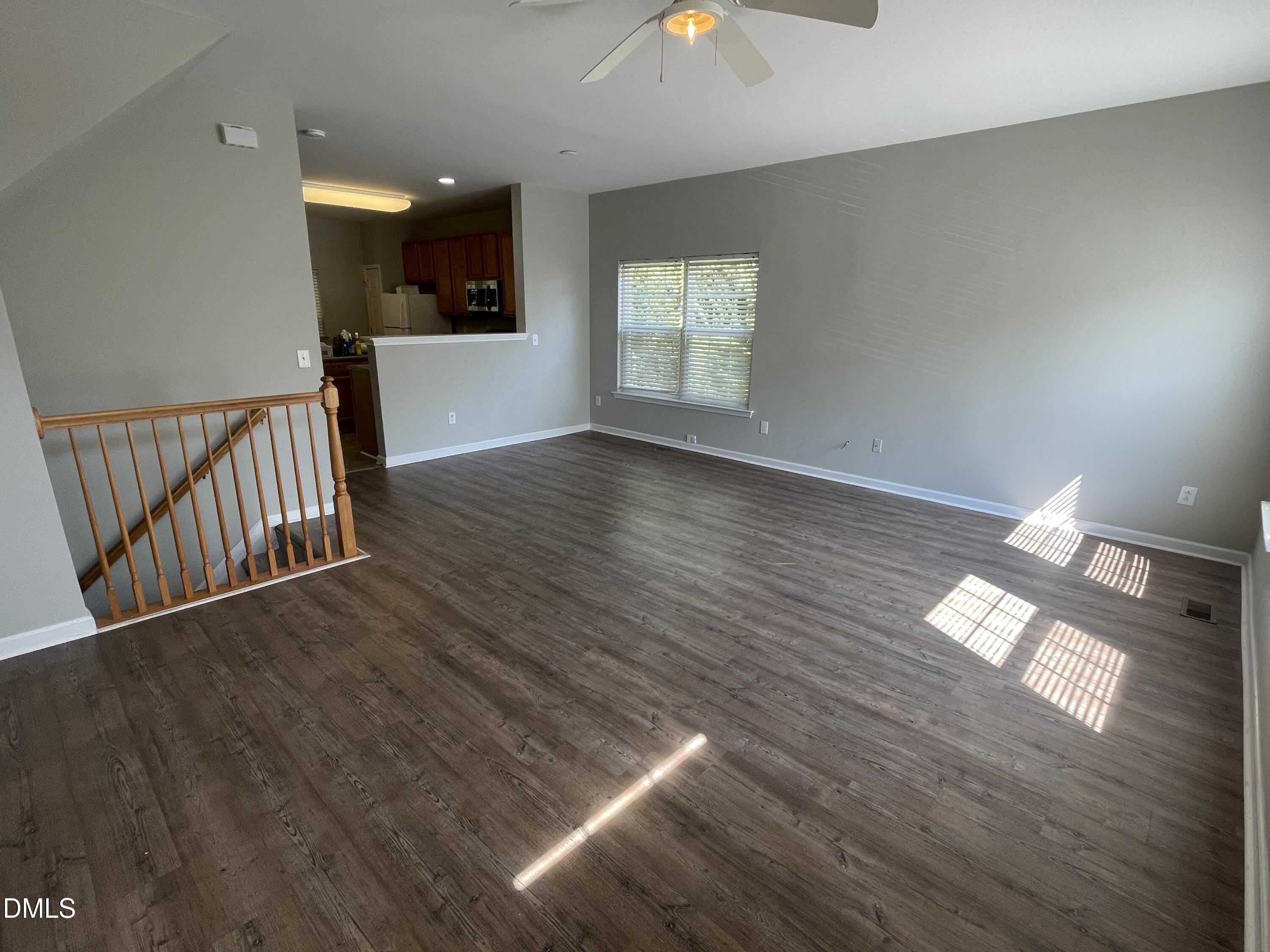 2910 Barrymore Street – photo 2