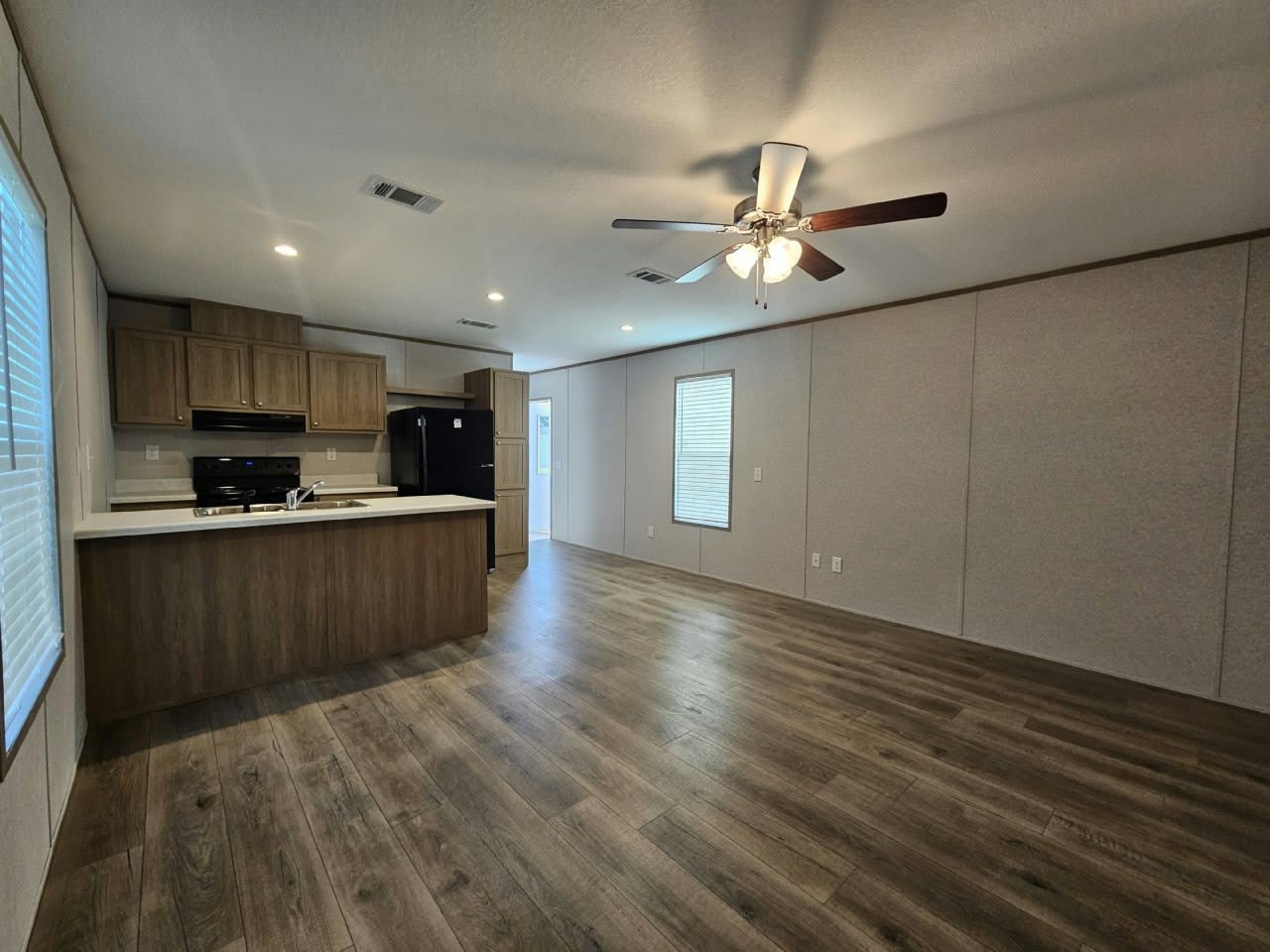 551 James Court – photo 2