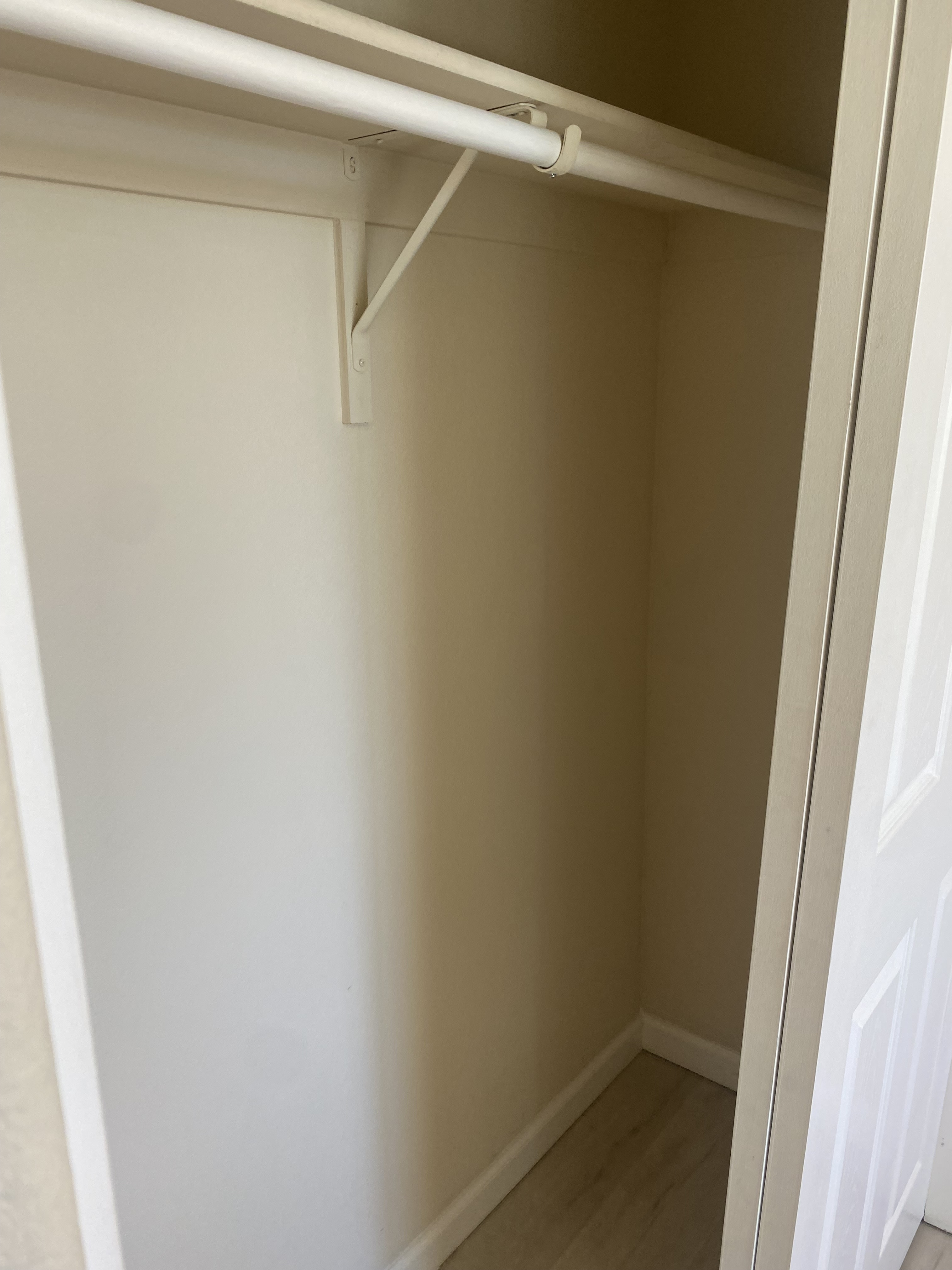 185 Esfahan Dr – photo 2