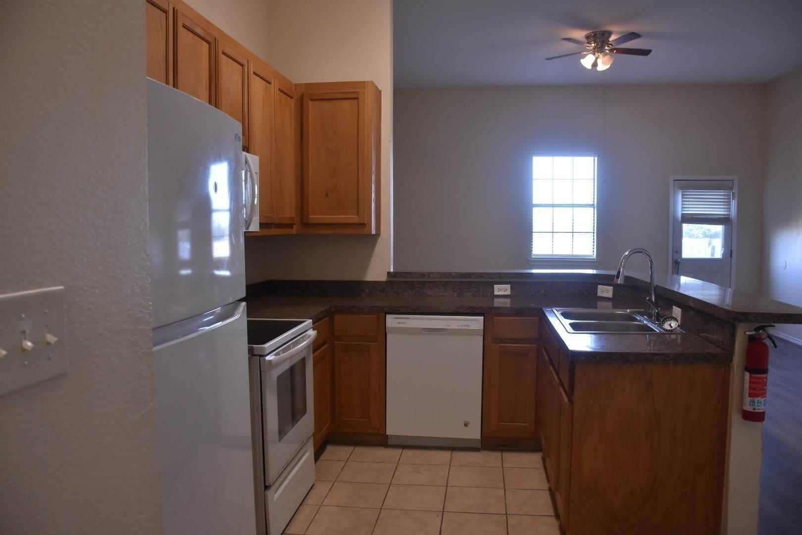 1052 Agape Court – photo 4