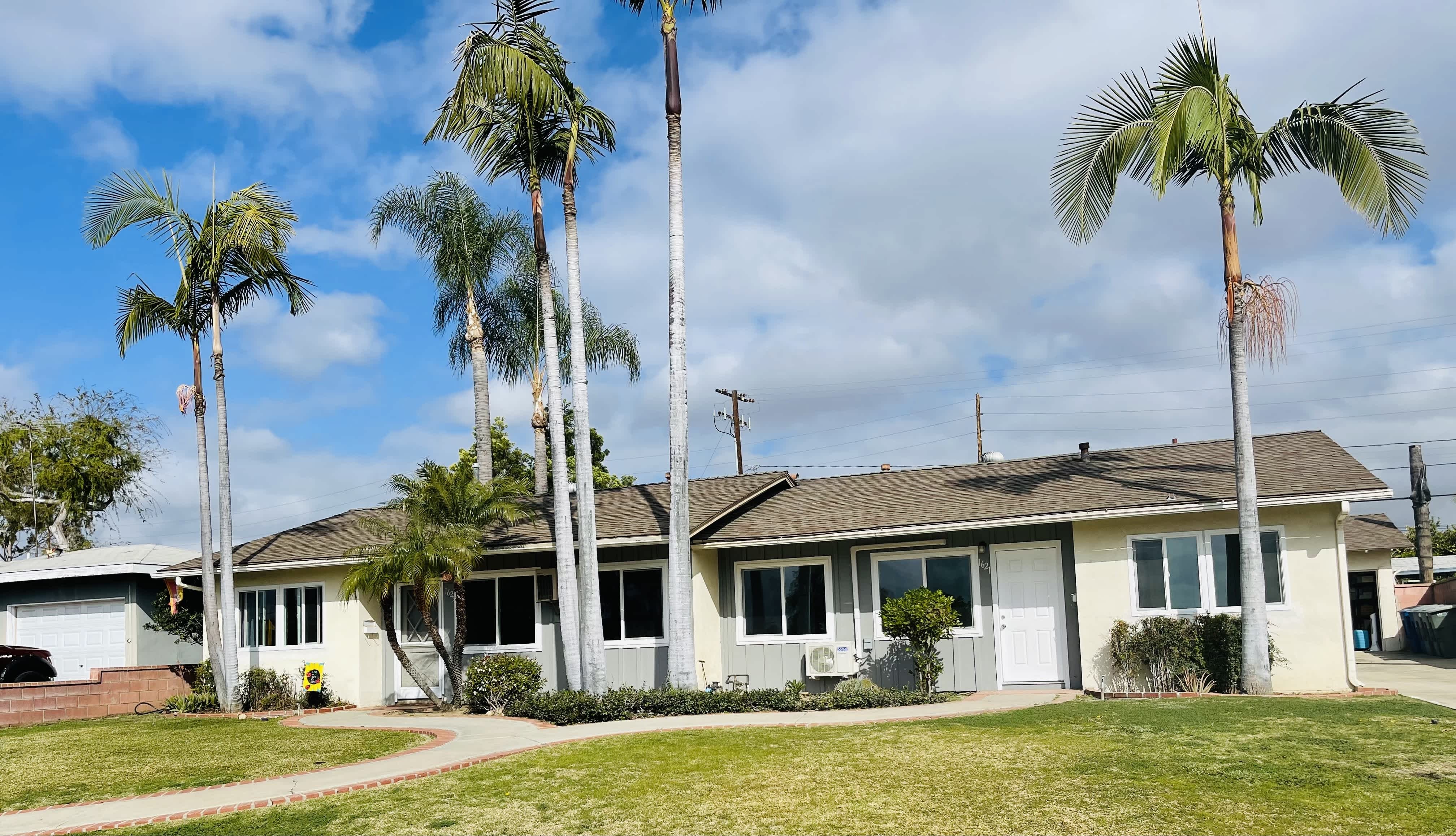 1621 El Rancho Drive – photo 1