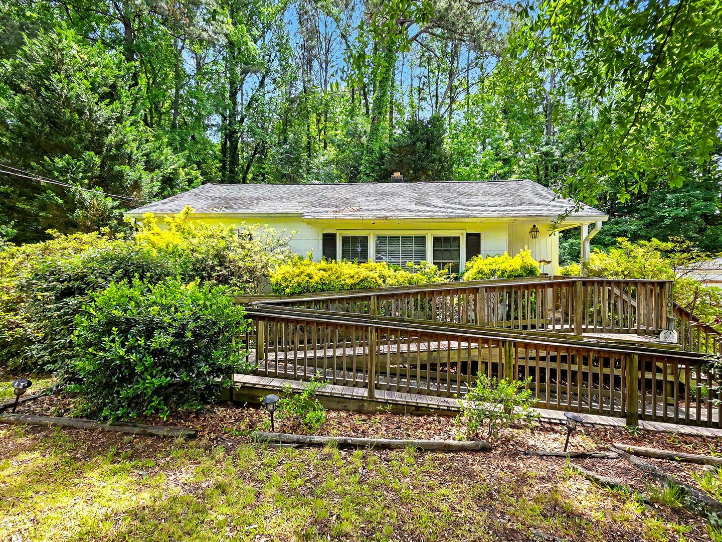2BR Home in West Midtown Near GA Tech and Shepherd Center! Furnished or Unfurnished. – photo 2
