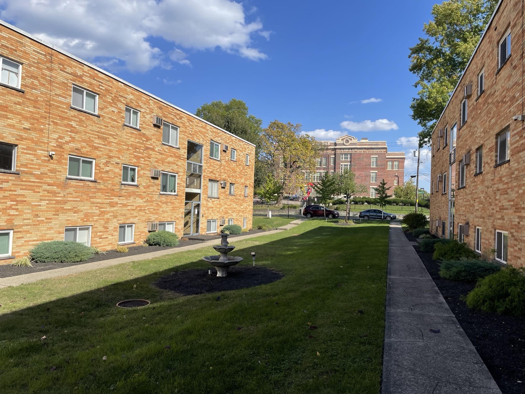 3339 Epworth Ave – photo 2