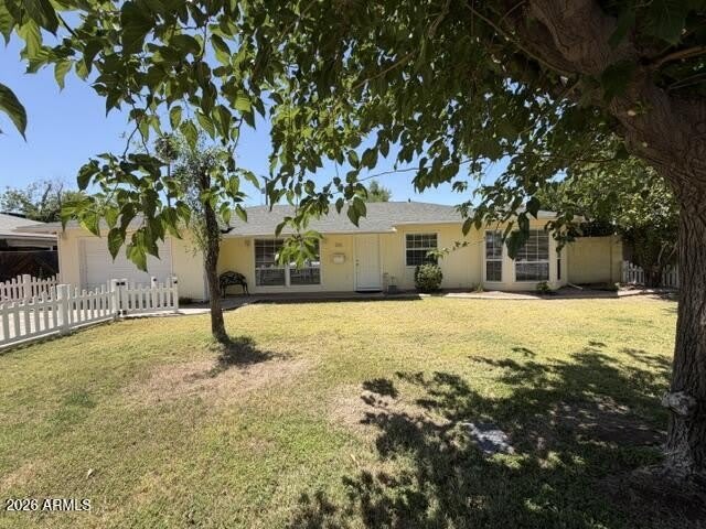 423 W 14Th Street – photo 2