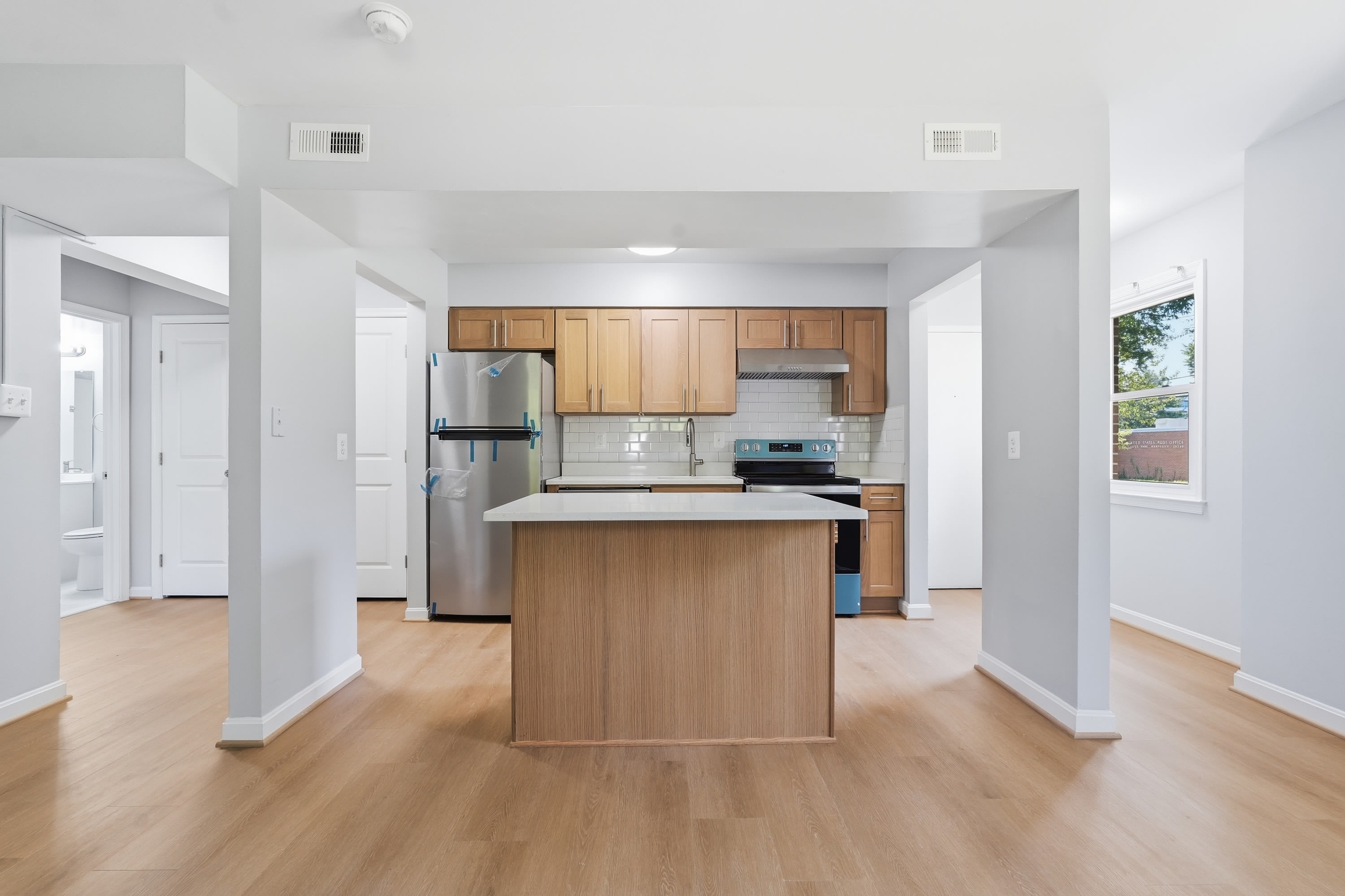 4804 Calvert Road – photo 2