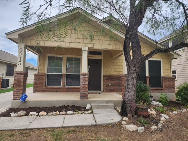 9215 Hilltop Crossing Dr – photo 1