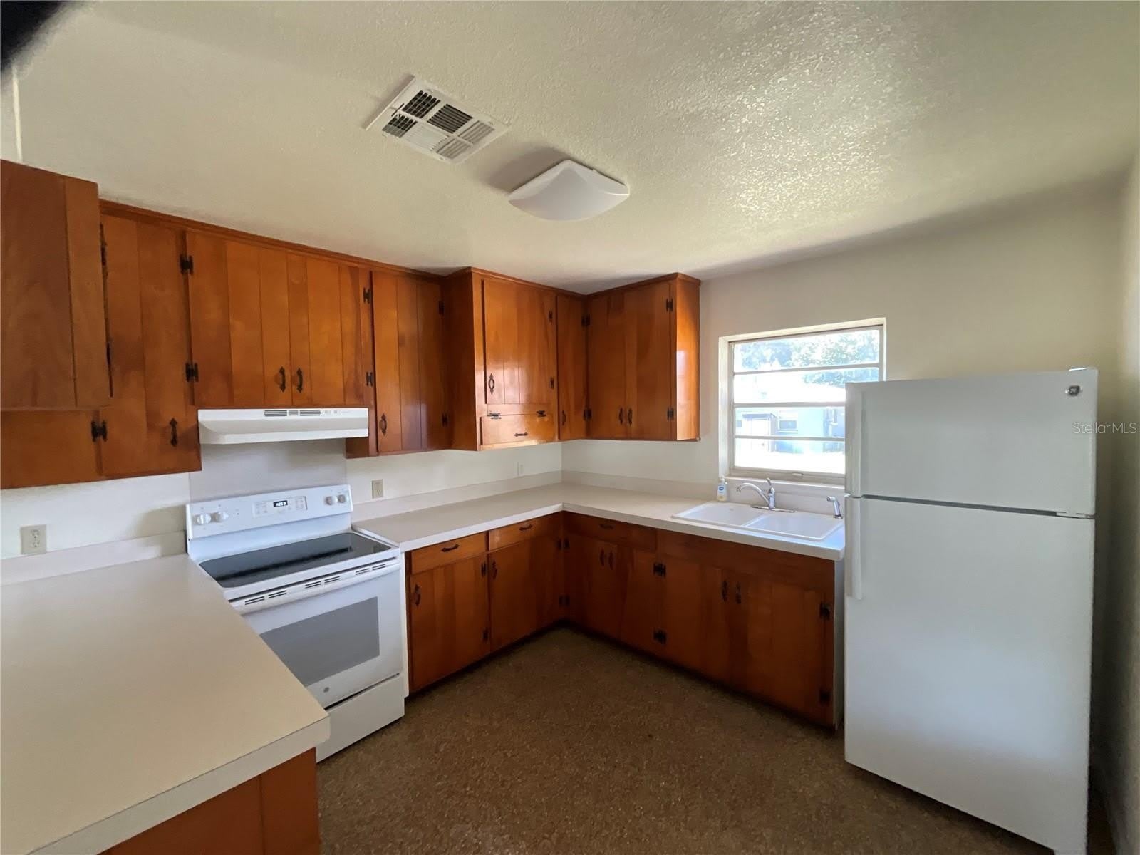12455 SE 138TH Avenue – photo 3