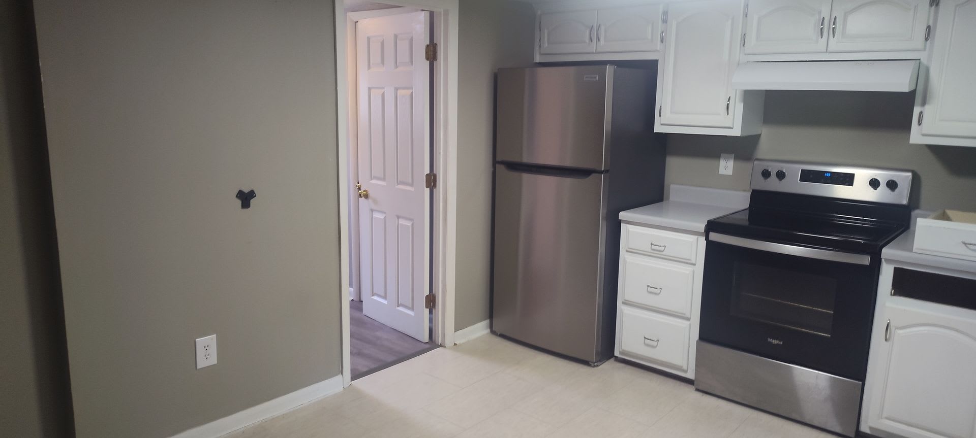 residential lease – photo 2