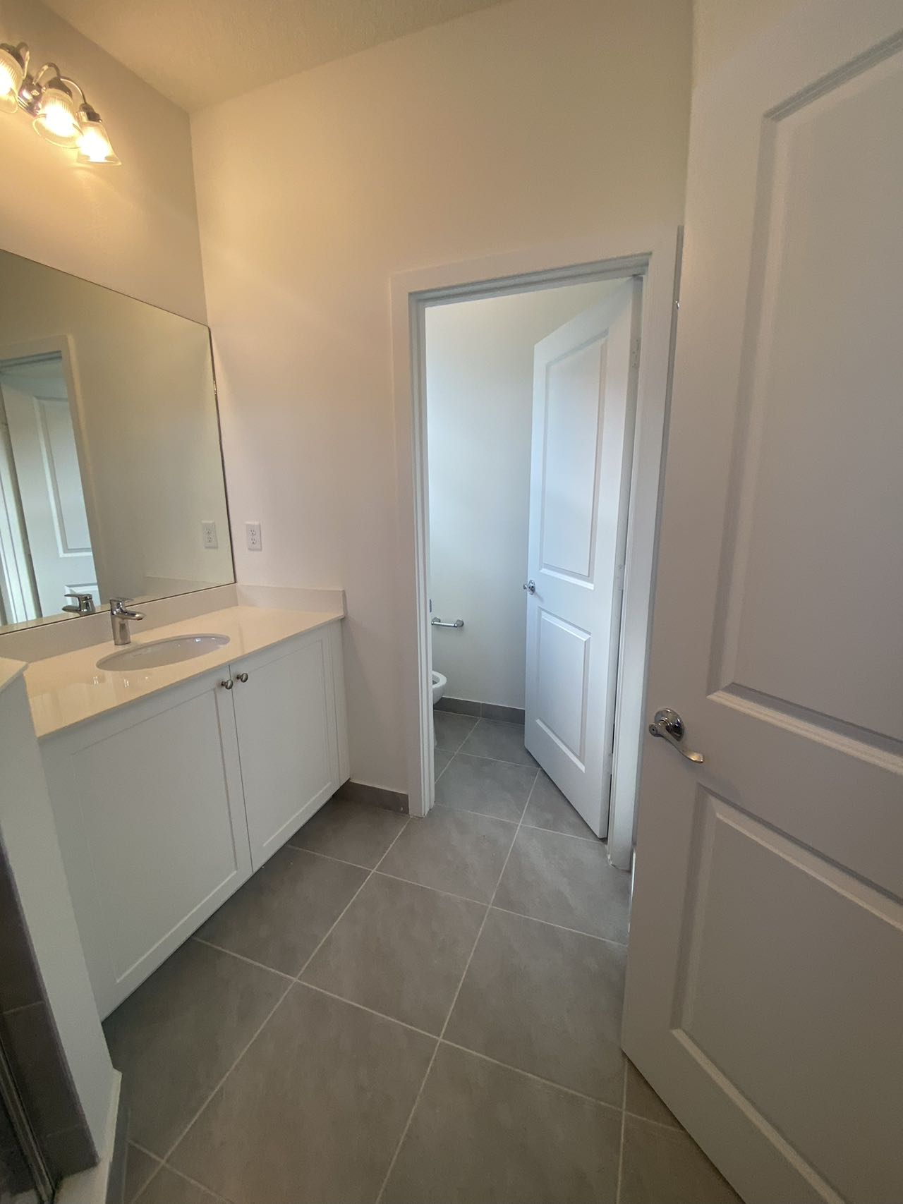 5661 Agostino Way – photo 2
