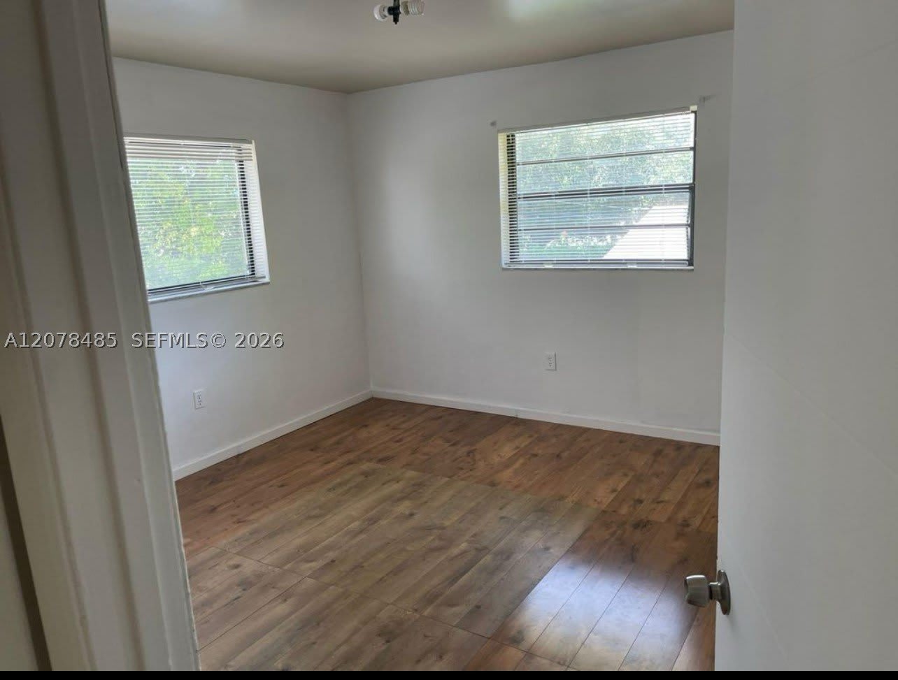 1017 SW 8th St – photo 4