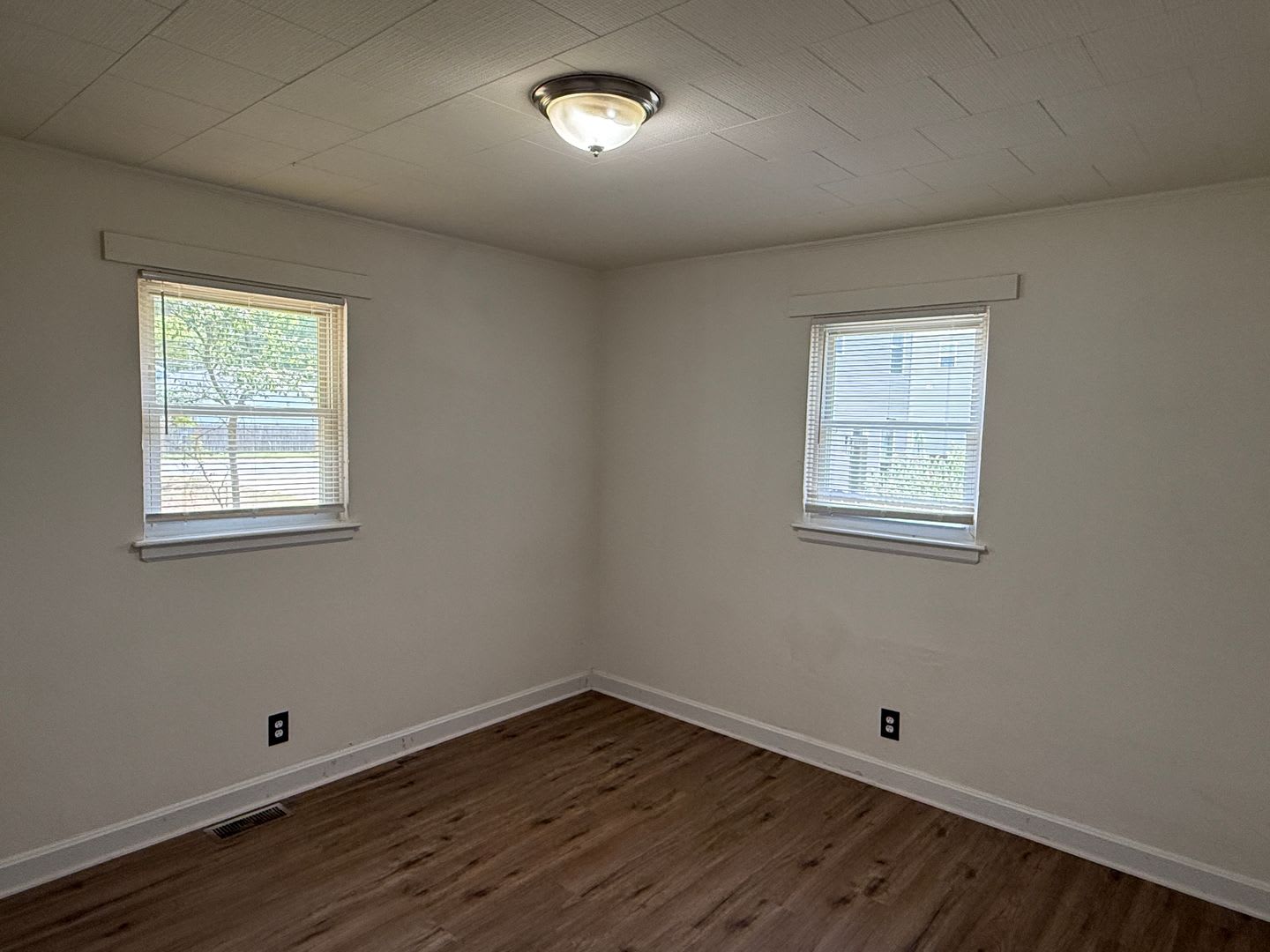 6009 Monteith Drive – photo 4