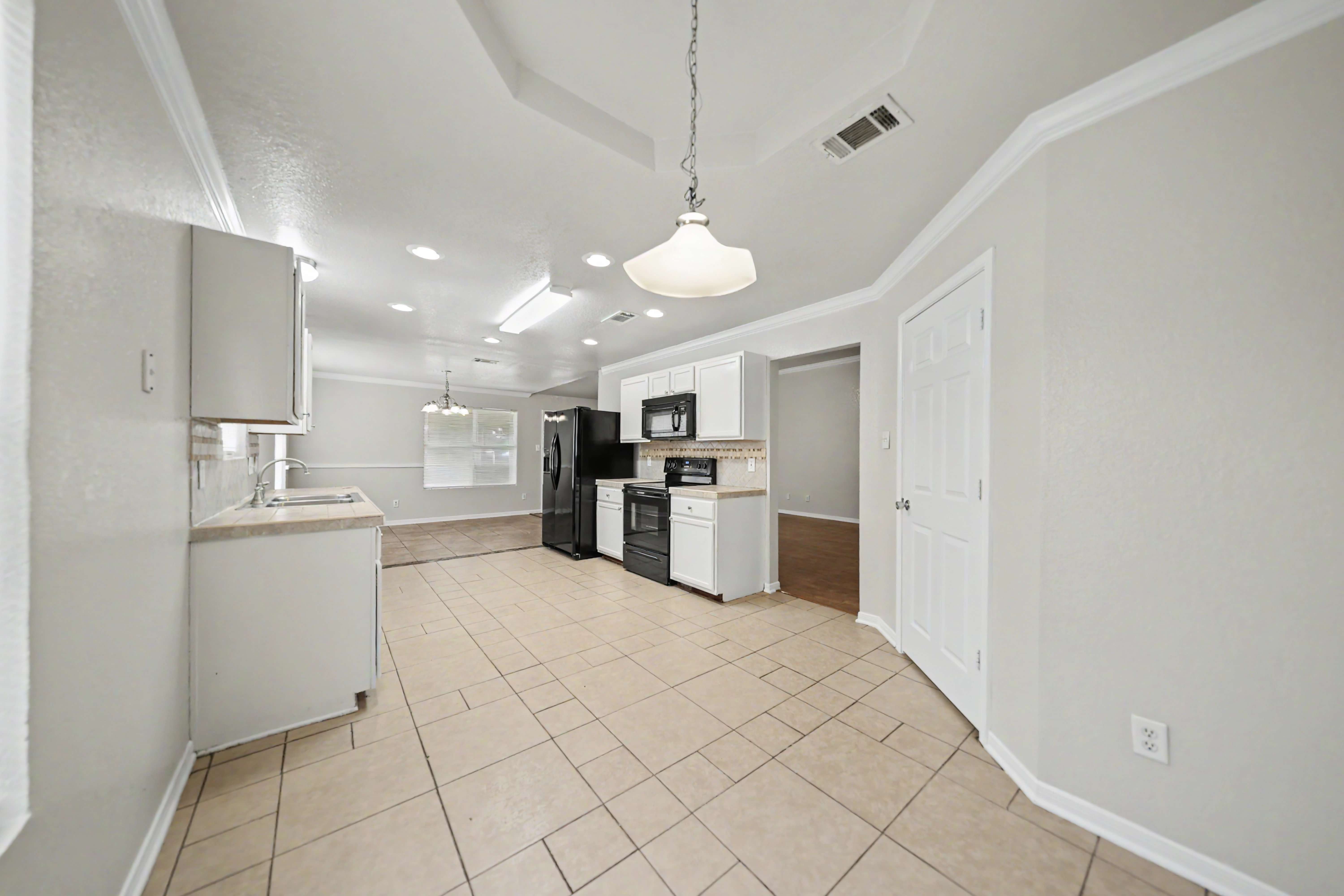 2107 Miller St – photo 5