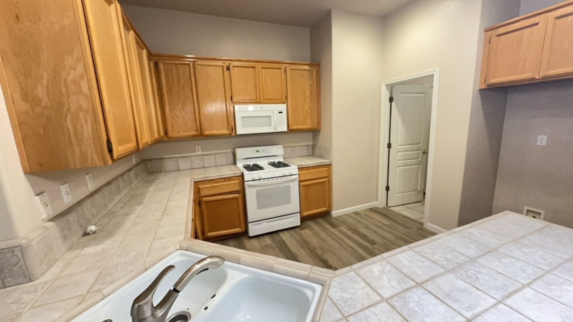 Charming Natomas Home – photo 2