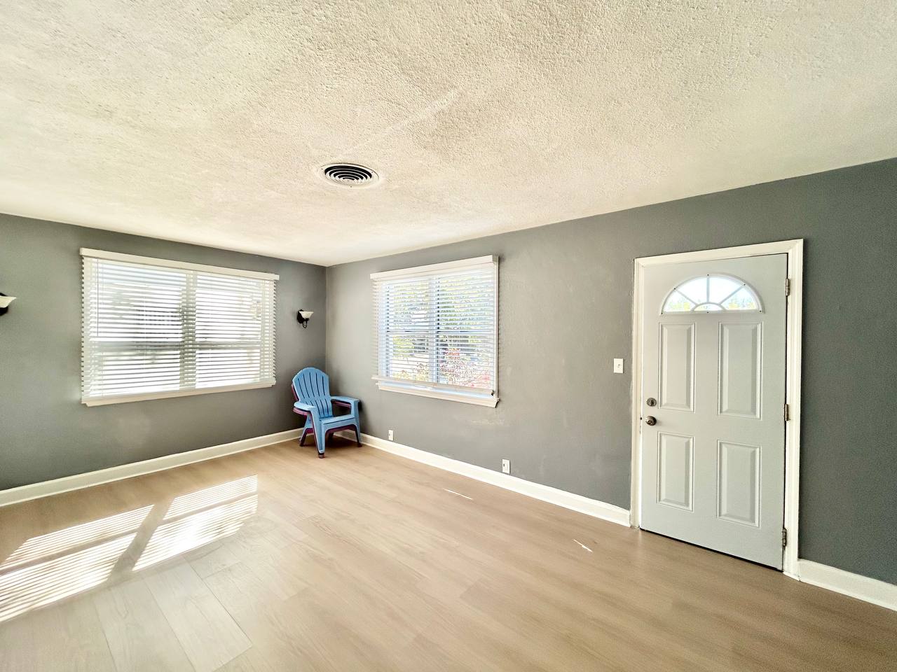 2720 Edwards Ave S – photo 5
