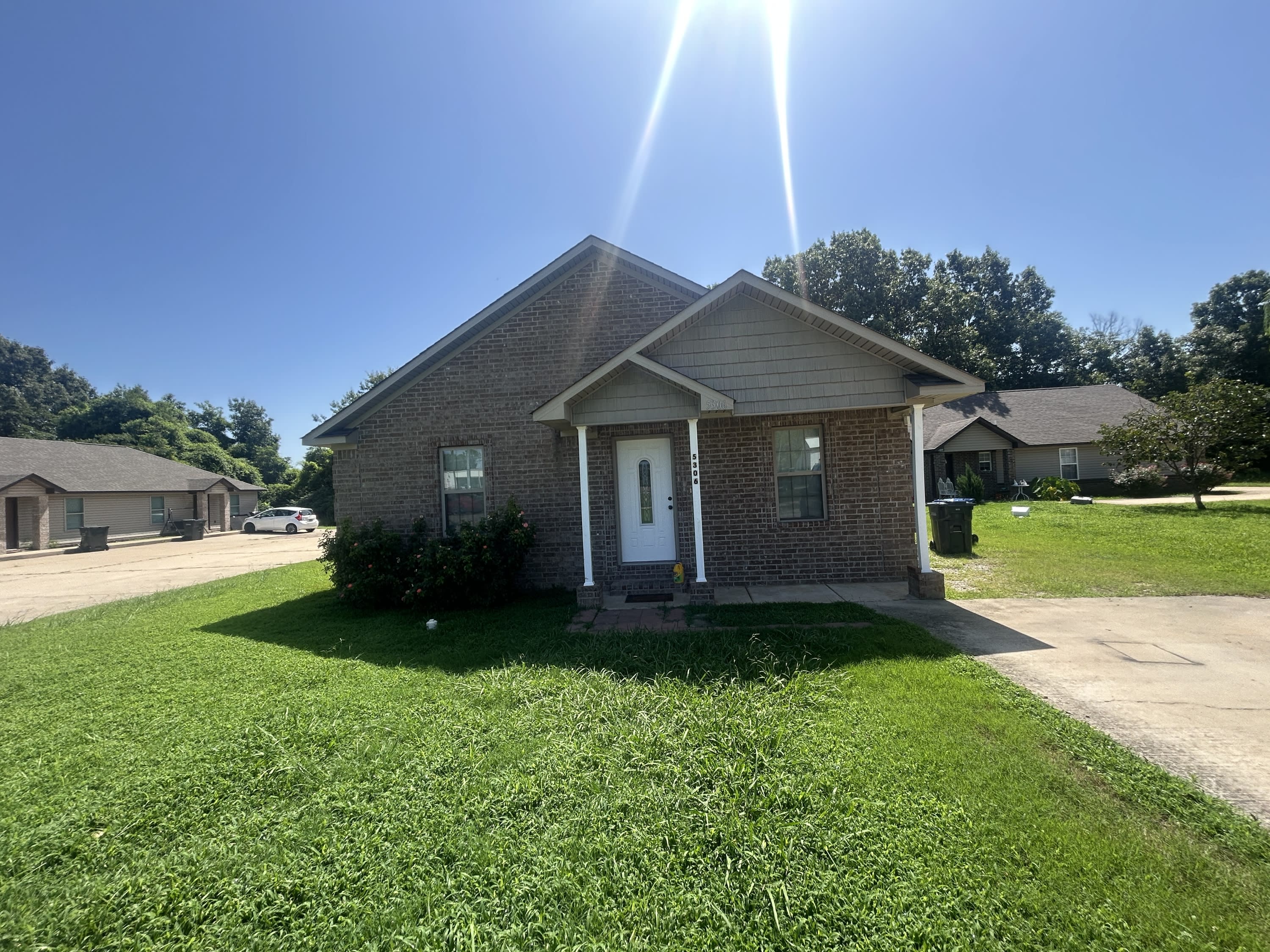 5306 Apt Drive – photo 1