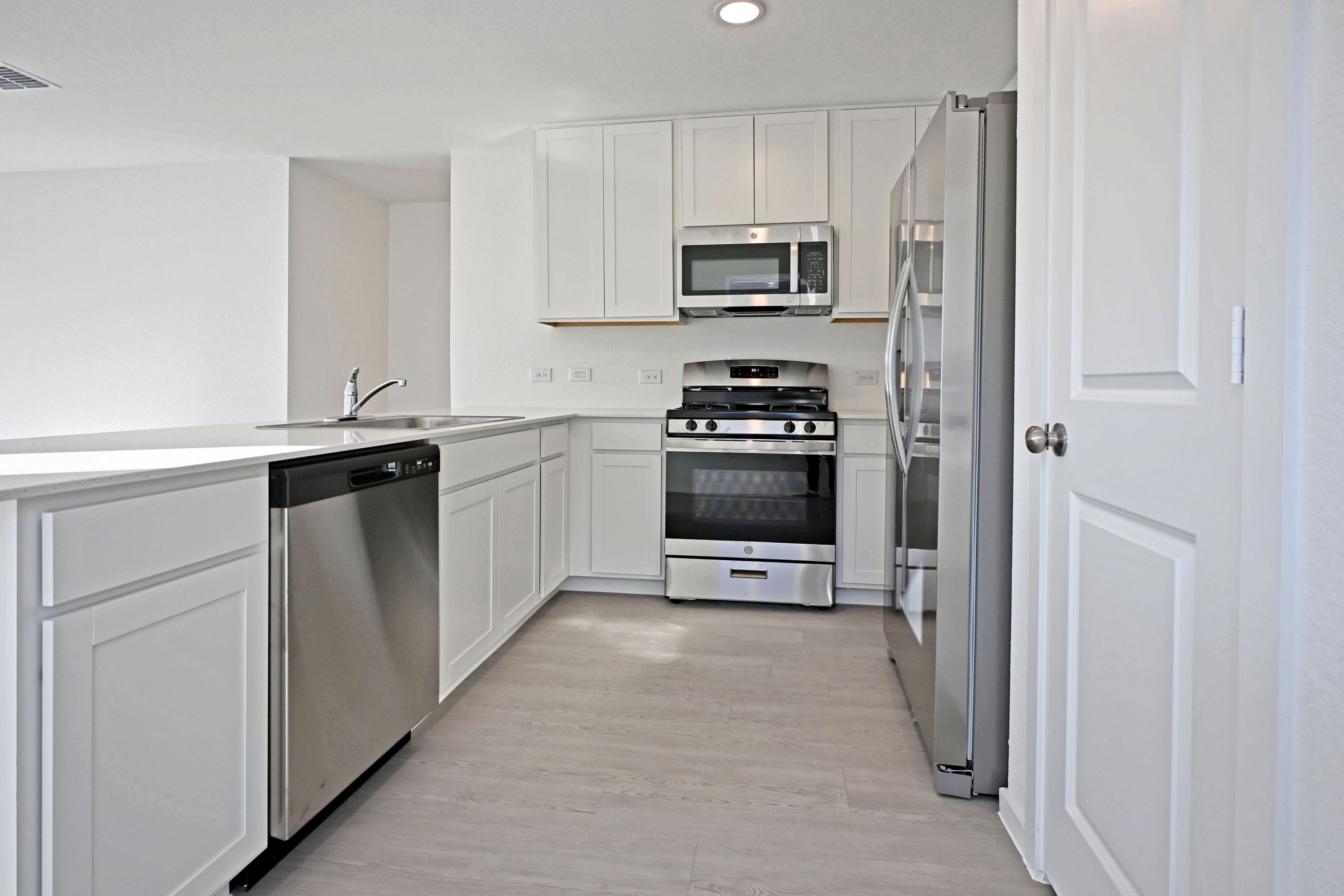 10036 Mather Way – photo 5