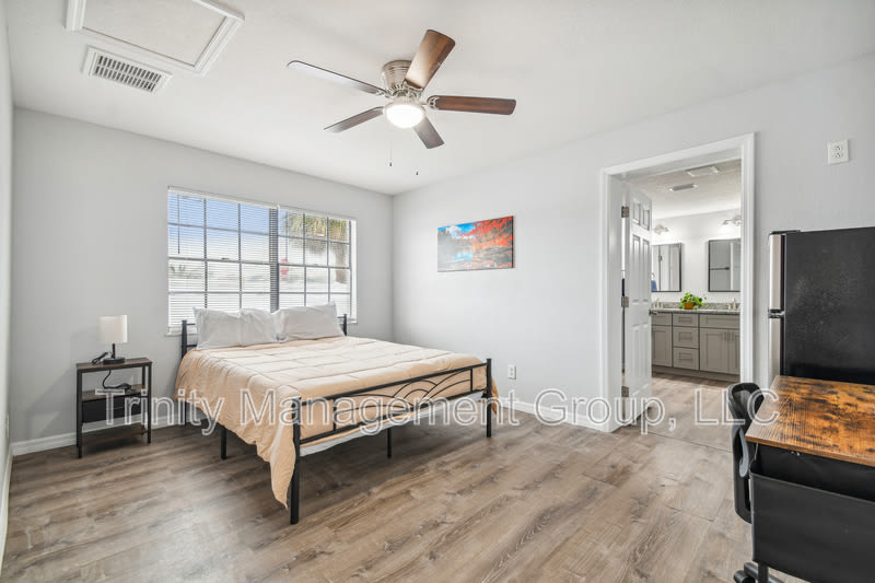 380 Jeru Blvd – photo 2