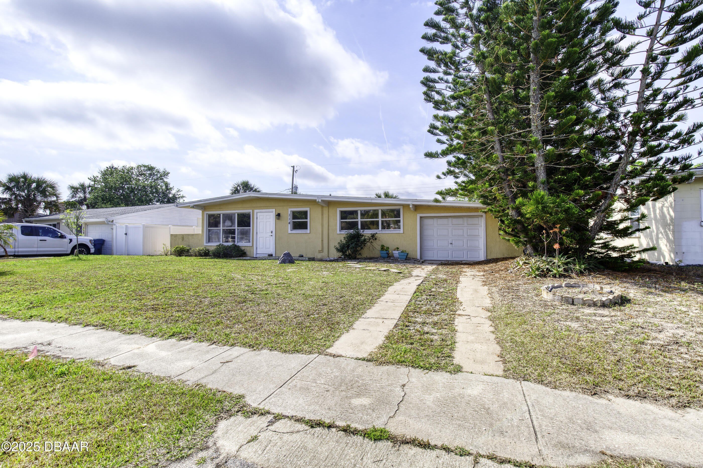 114 Lynnhurst Drive – photo 2
