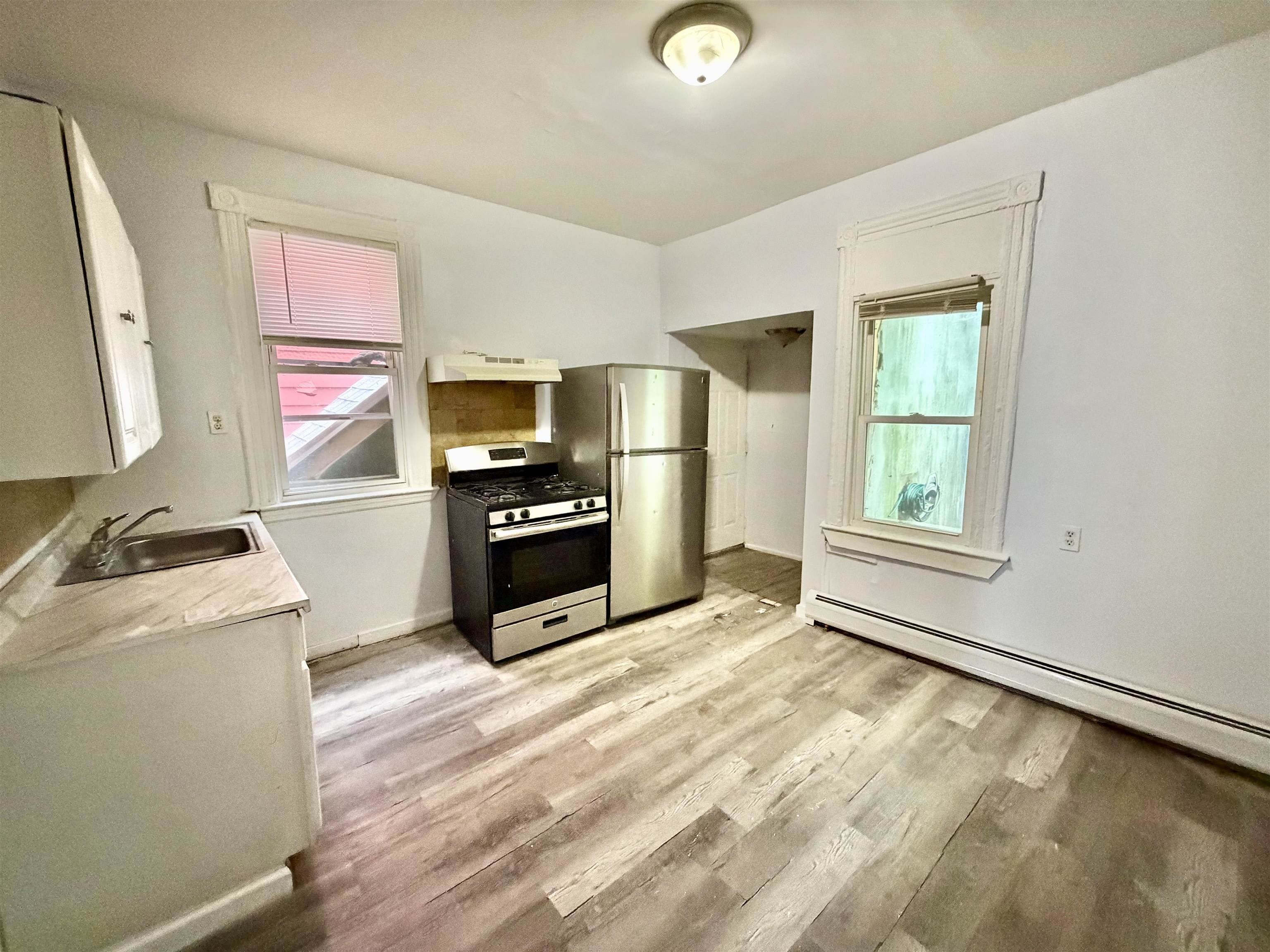 33 Fulton Ave – photo 4