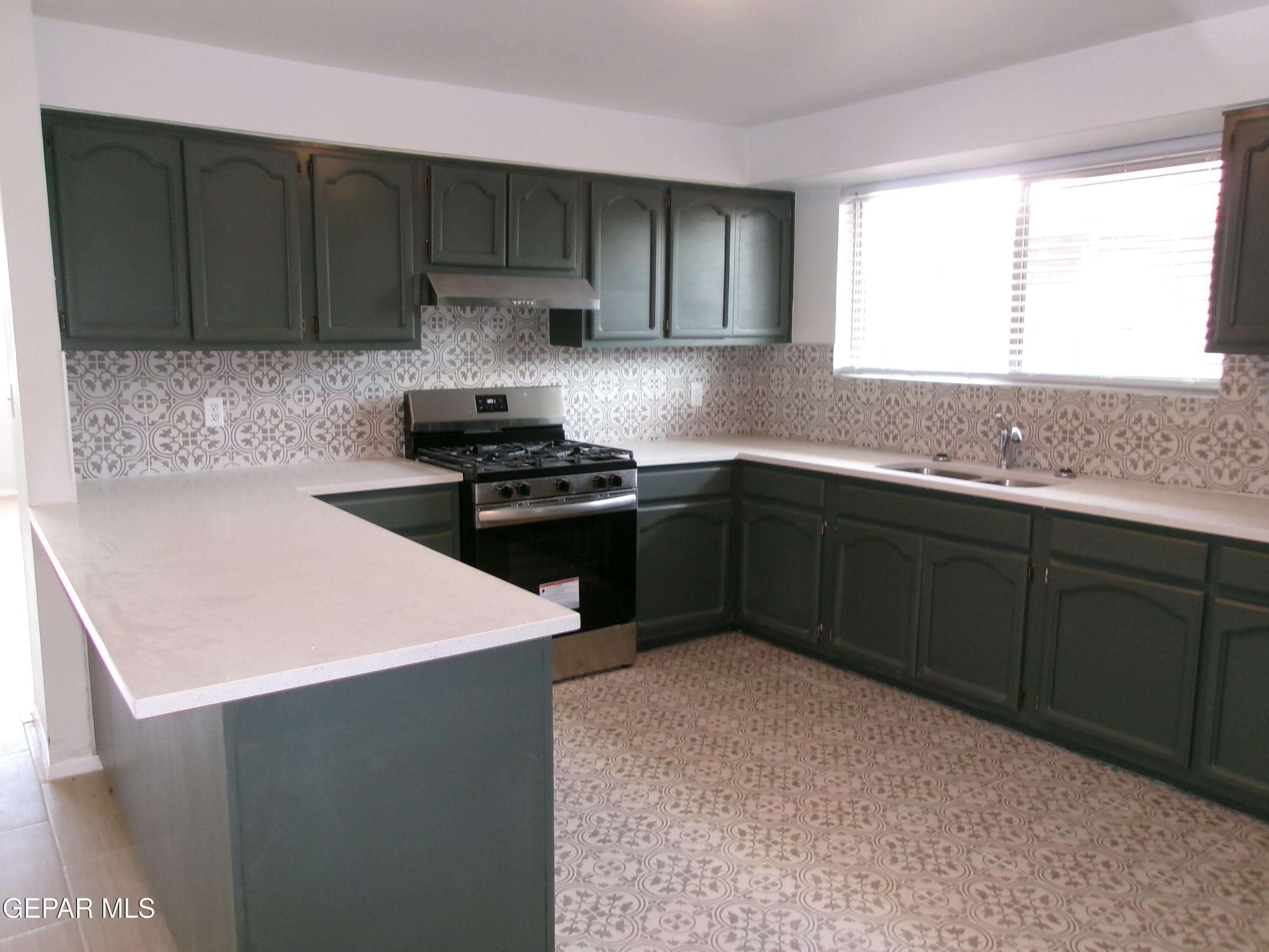 5649 CORY Drive – photo 3