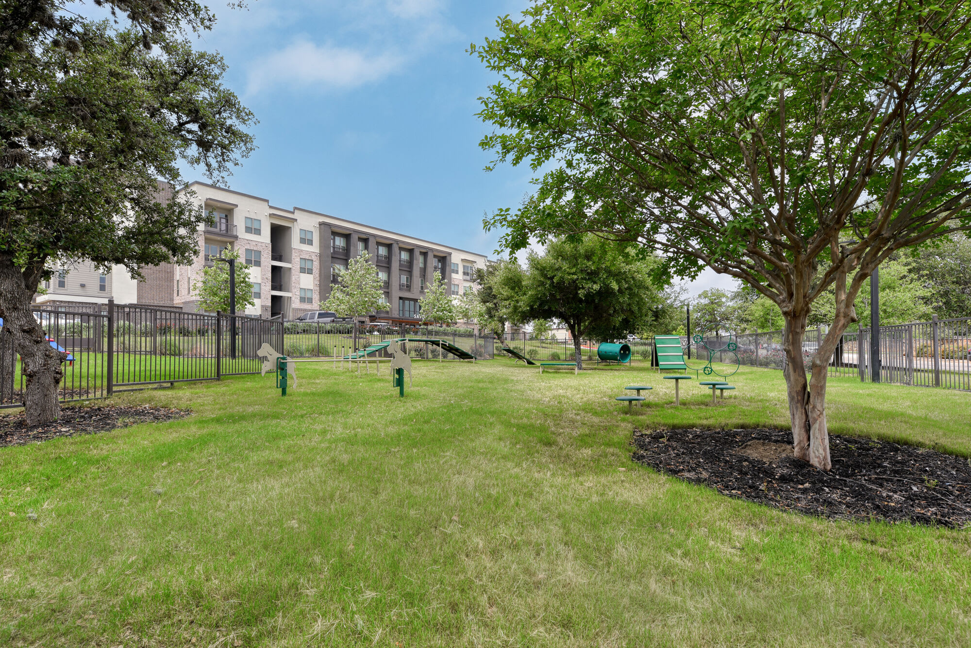 The Savoy Apartment Homes – photo 5